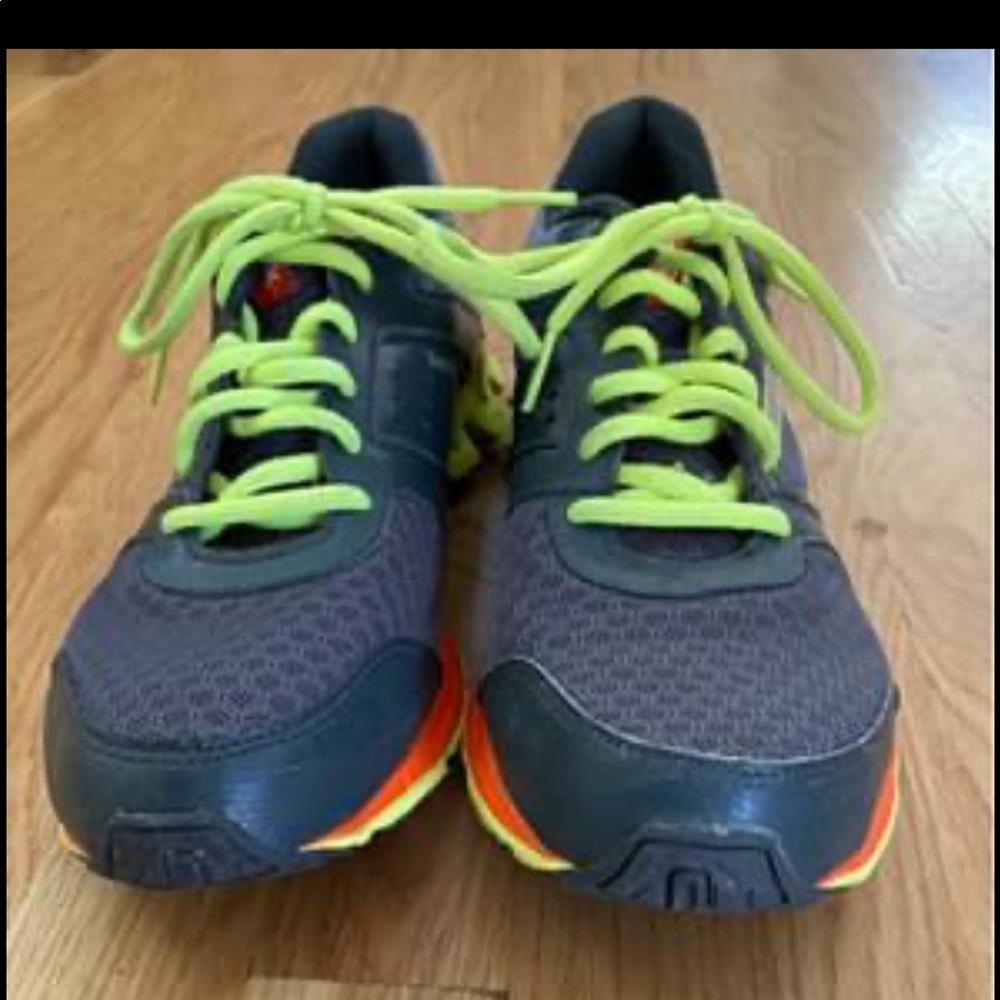 Reebok men’s sneakers